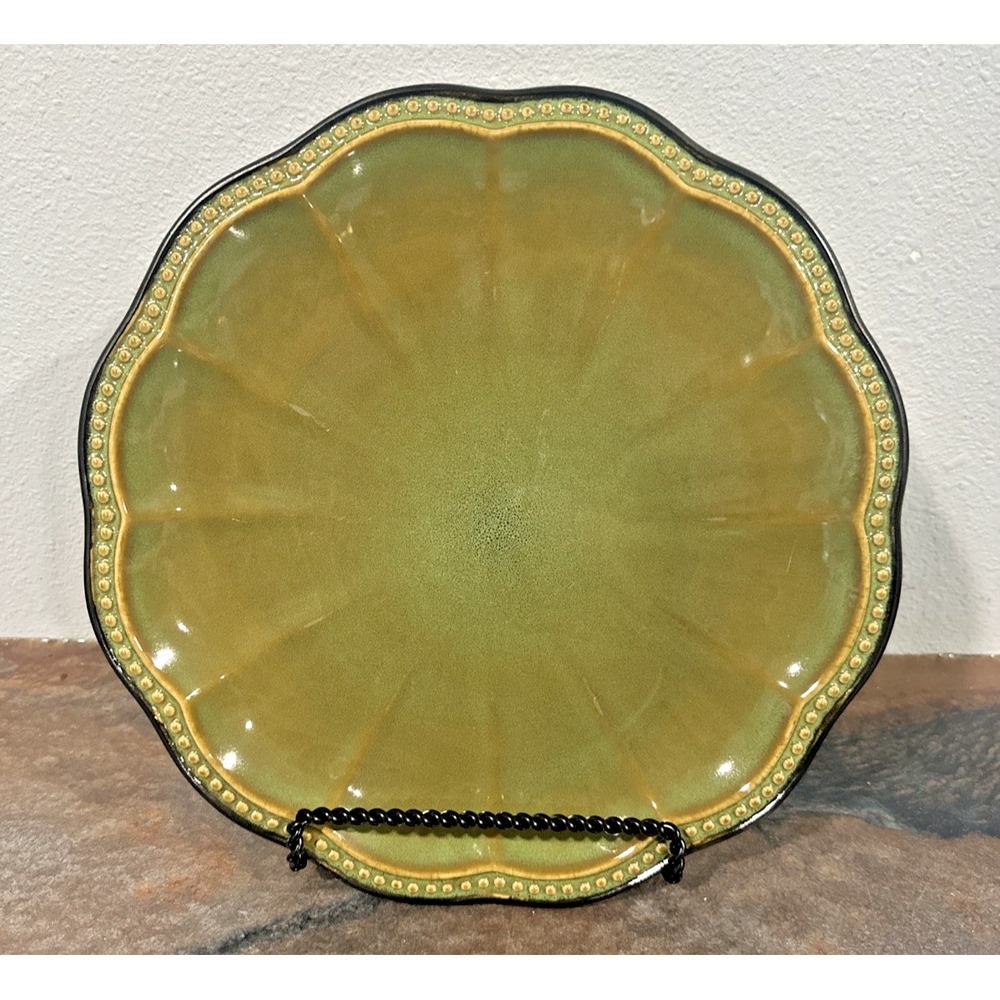Roscher & Co Hobnail Fall Green 11" Dinner Plates Scalloped Set of 2